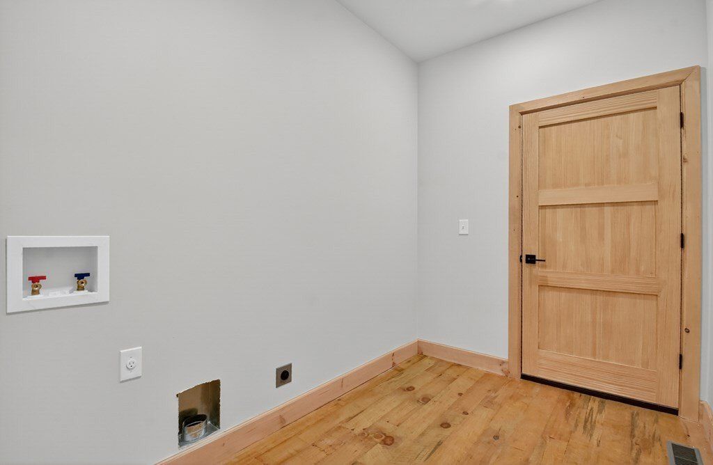 35 Brookside Court. Blue Ridge, GA 30513