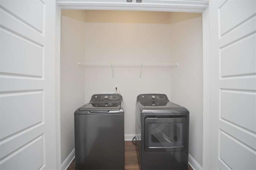 1794 E Hawthorne Avenue Unit 14 Bldg 1. Atlanta, GA 30337