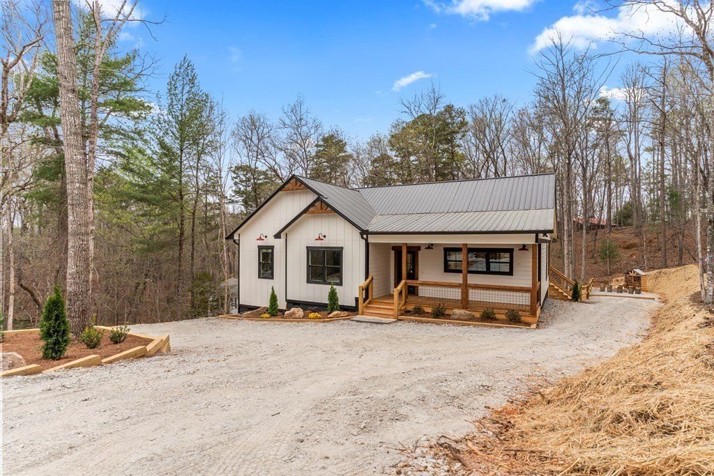 64 Nickel Lane. Ellijay, GA 30540