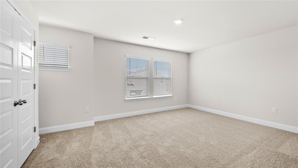 1637 Brookstone Place. Bogart, GA 30622