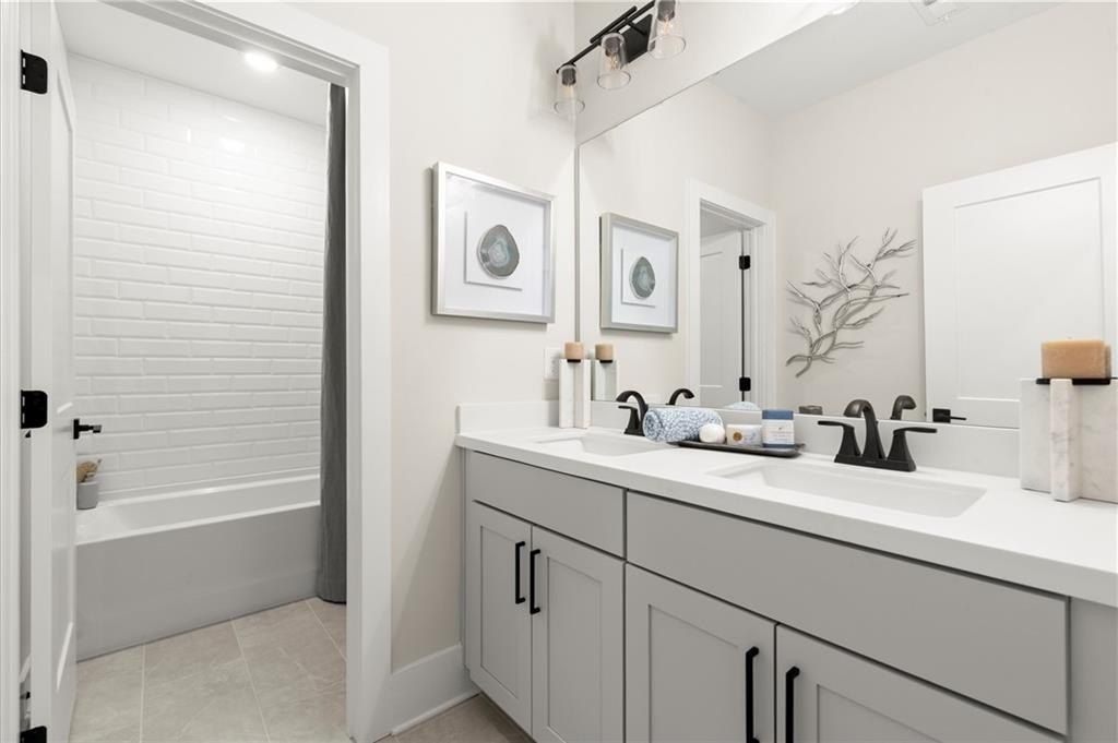 3540 Cedarvale Court. Powder Springs, GA 30127