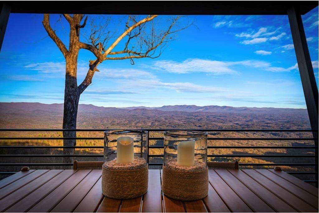 47 Pinhoti Pass. Ellijay, GA 30540