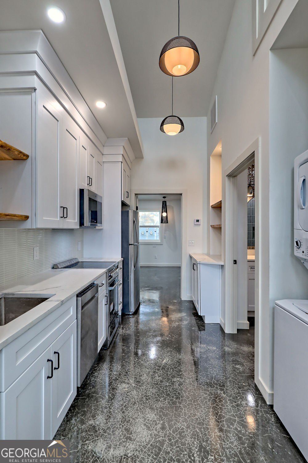 21 Valley Street. Clayton, GA 30525