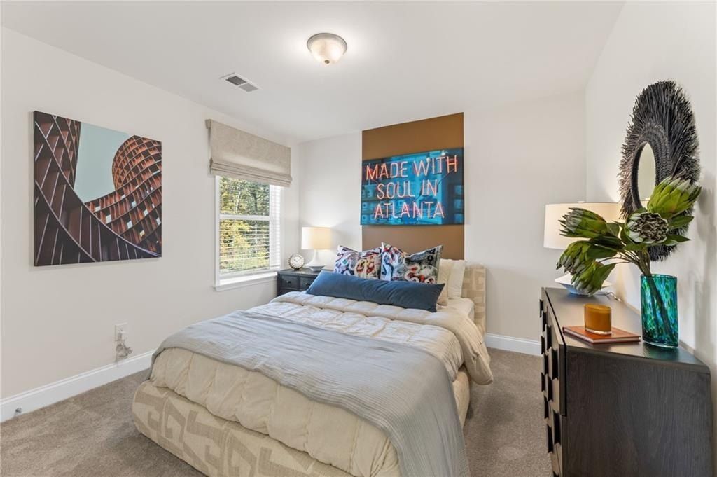 139 Open Waters Walk. Braselton, GA 30517