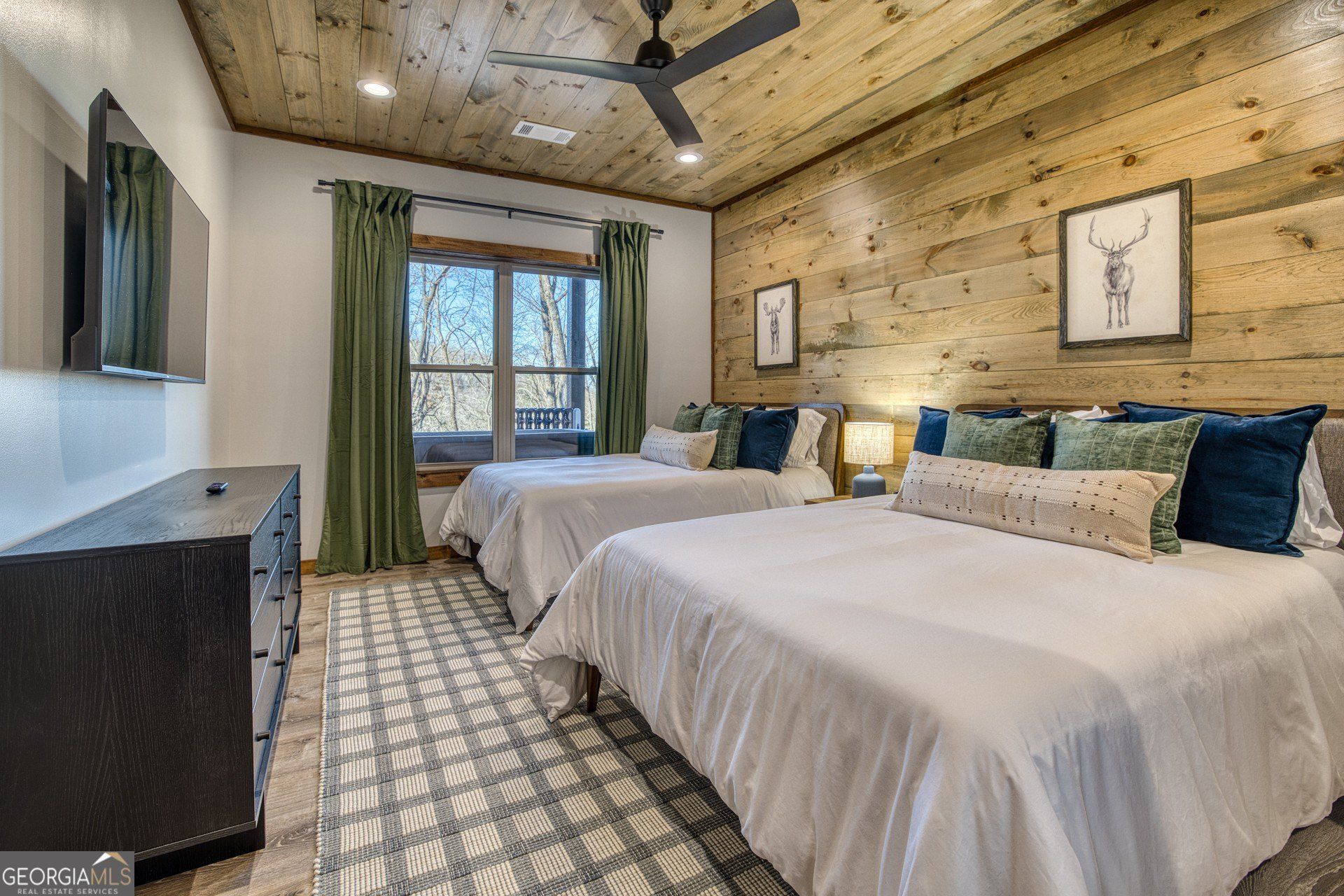 1160 Mangums Trail. Blue Ridge, GA 30513