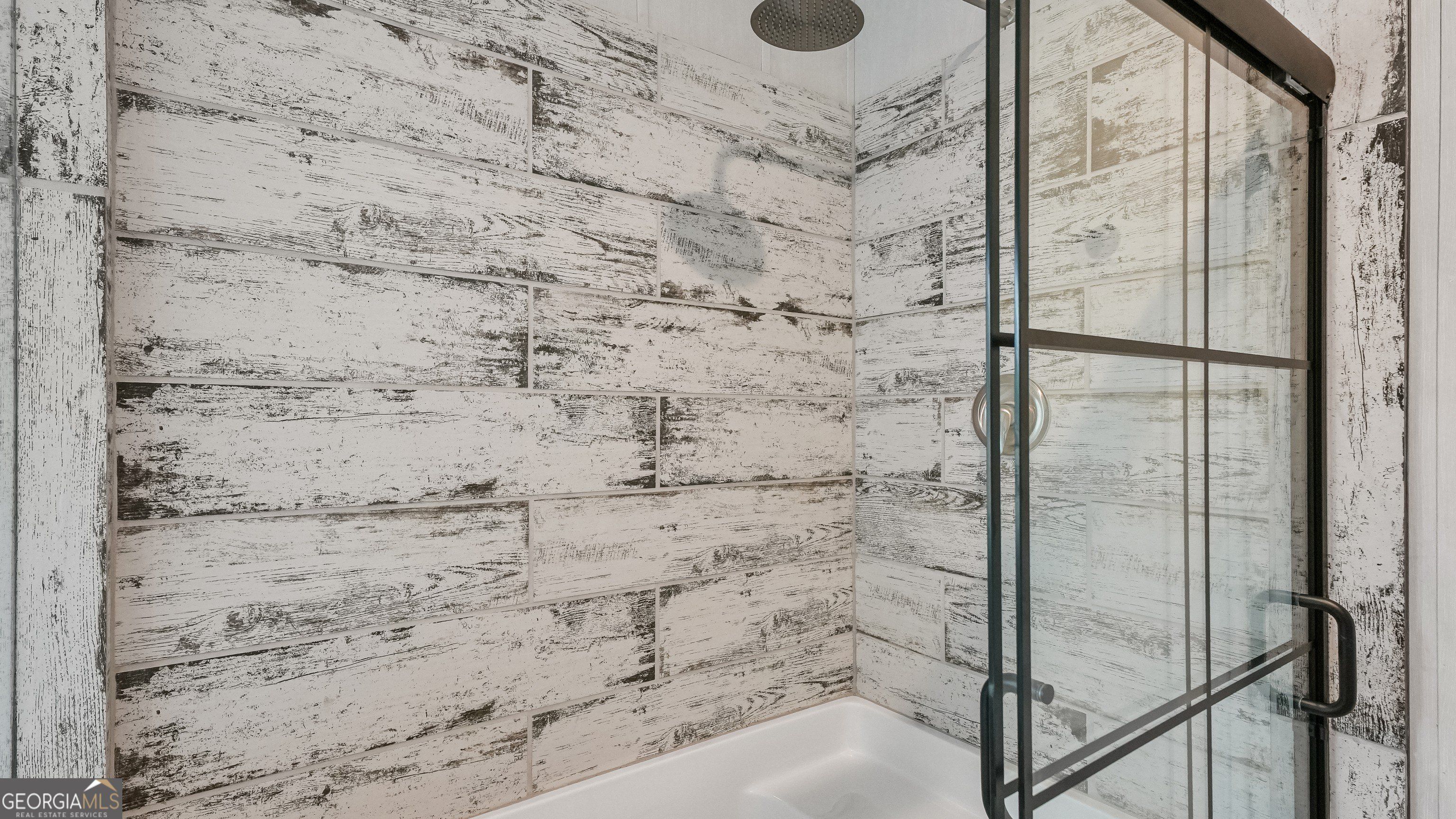 819 Hires. Jesup, GA 31545