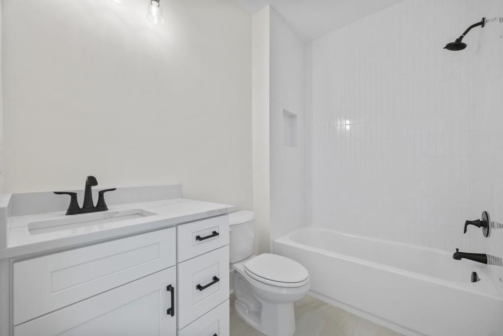611 Foster Park Lane. Madison, GA 30650