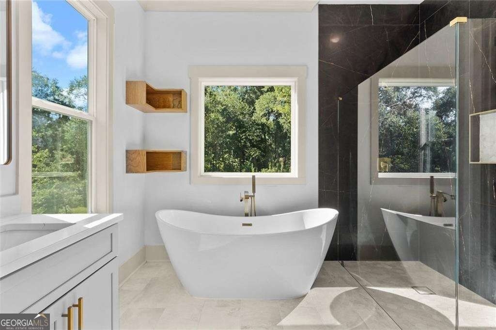 1960 Lost Mountain Road. Powder Springs, GA 30127