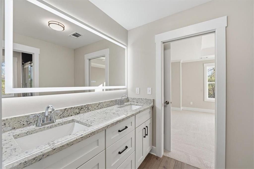 7711 Elm Circle. Murrayville, GA 30564
