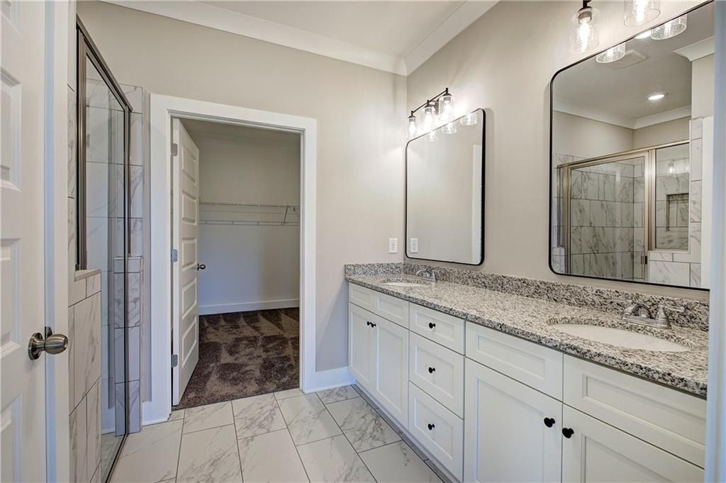 146 Sunflower Circle. Cartersville, GA 30121