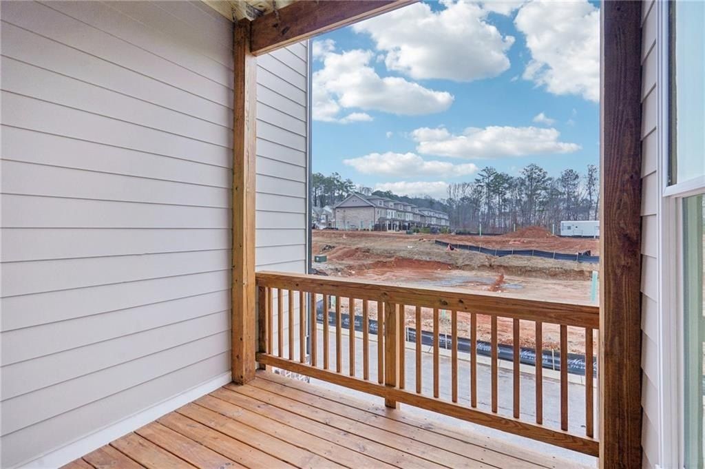 1006 Crown Oak Street. Avondale Estates, GA 30002