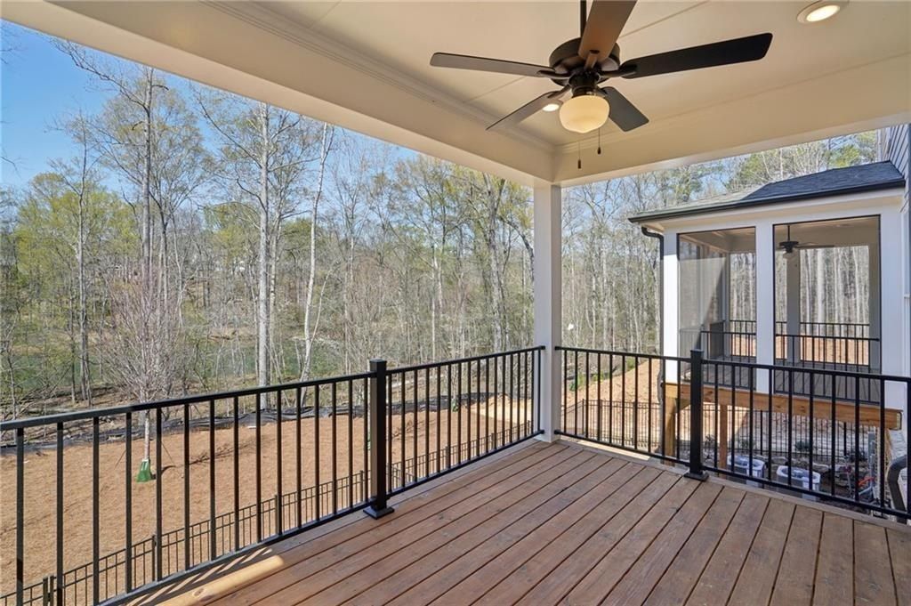 5695 Broad River View. Peachtree Corners, GA 30092