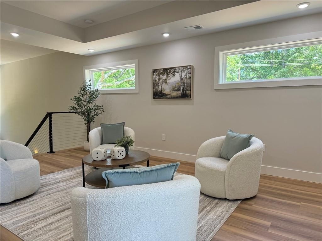 1318 Pine Avenue. Atlanta, GA 30344