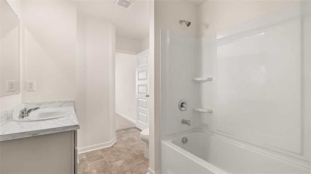 497 Abbott Road. Statham, GA 30666