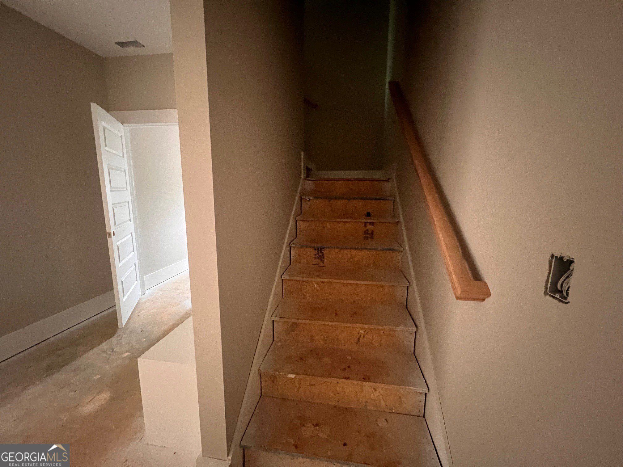 214 Signing Tree Trail. Clarkesville, GA 30523