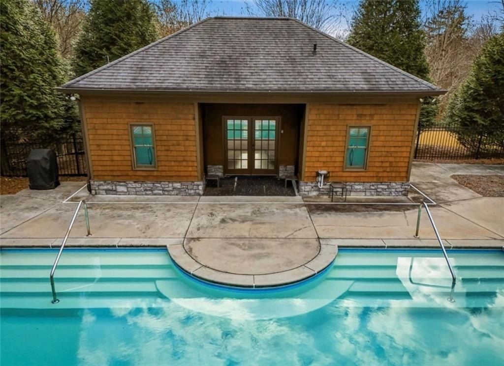 5962 Watermark Cove. Gainesville, GA 30506