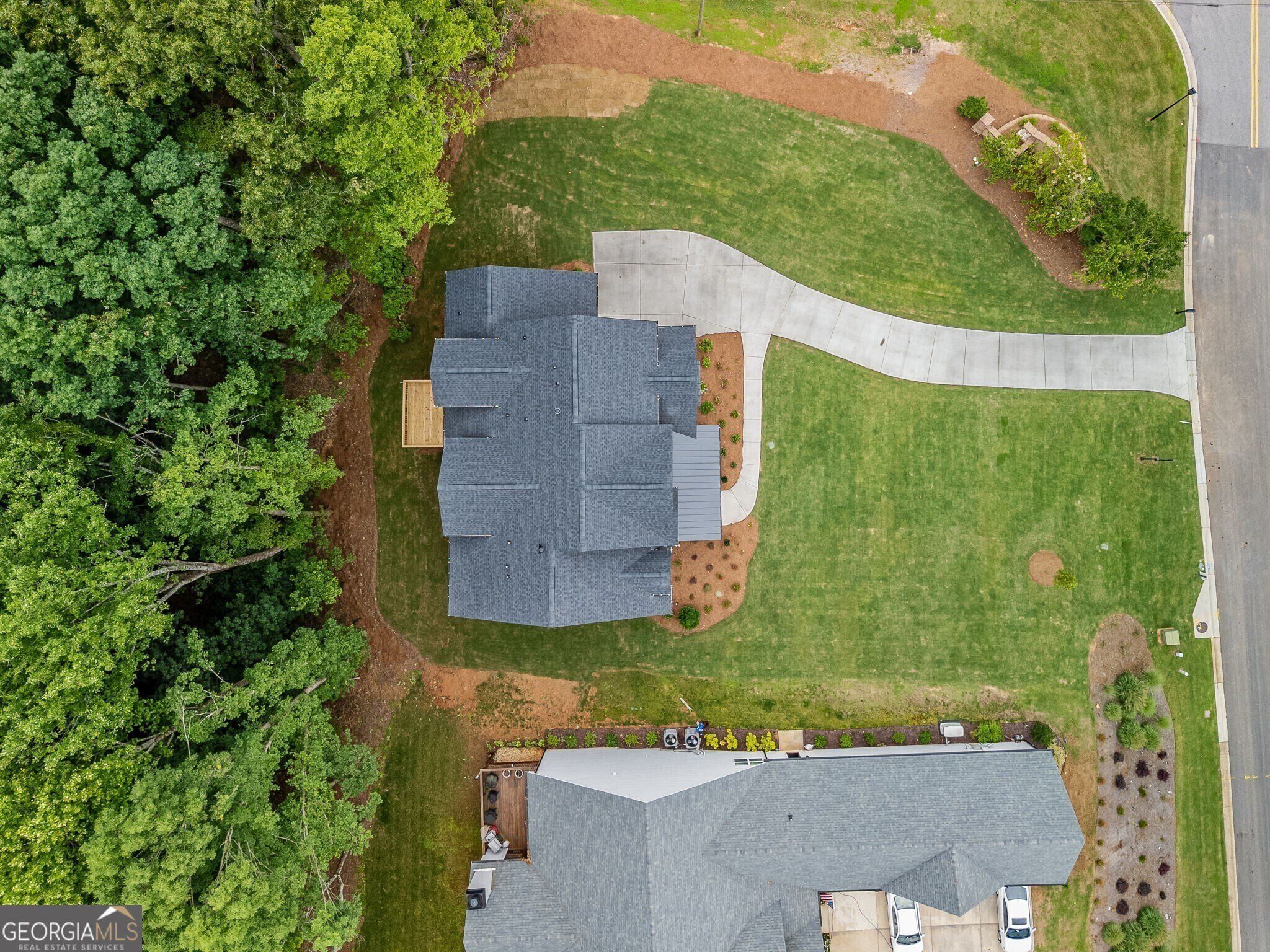 Greenway Court. Gainesville, GA 30506