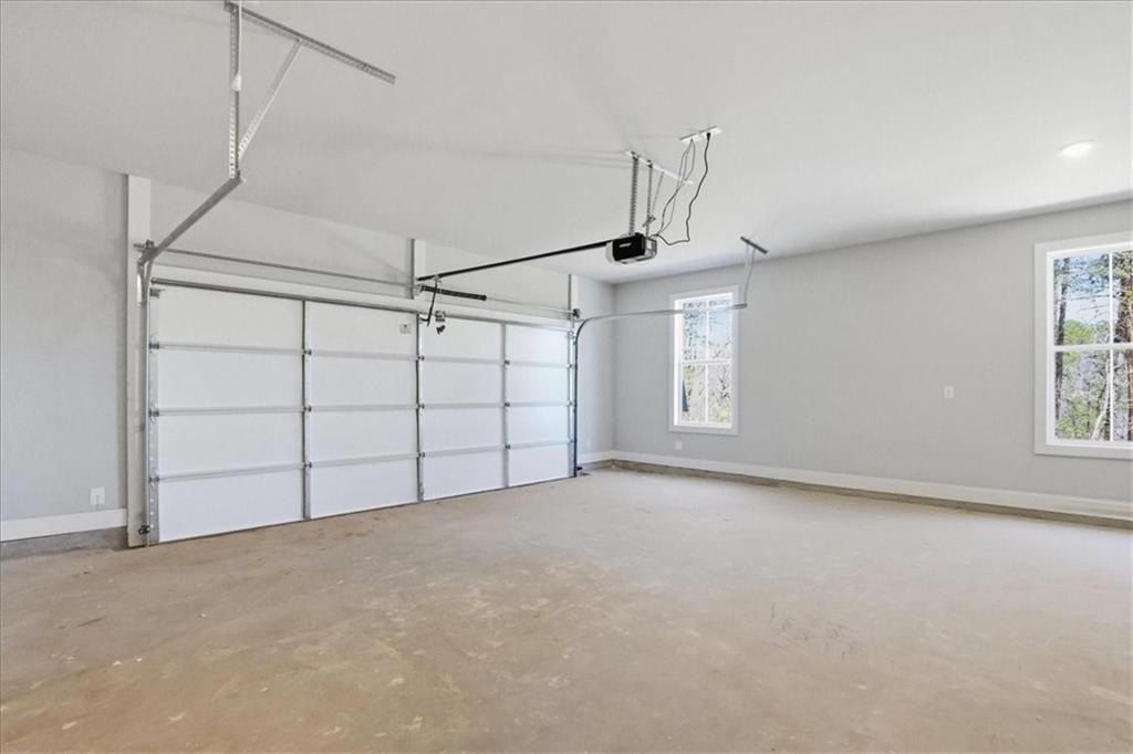 125 Scarlett Pippin Drive. Clarkesville, GA 30523