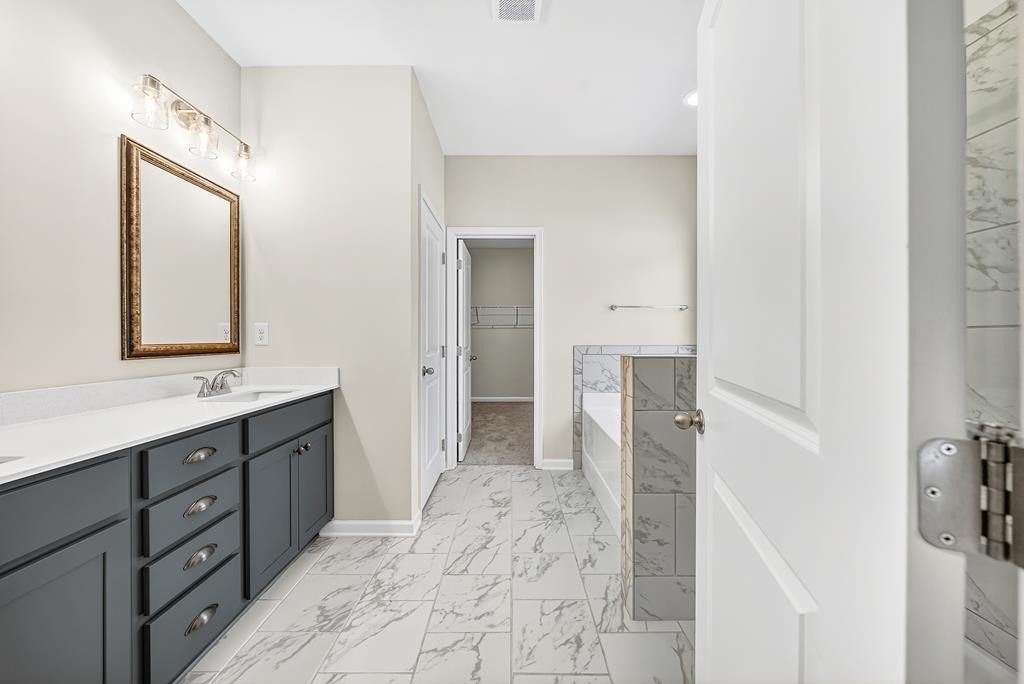 101 Beaver Creek Way. Lagrange, GA 30241