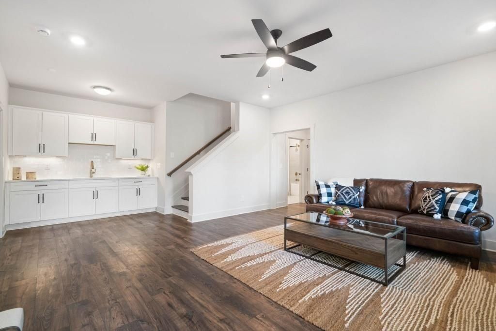 49 Pinnacle Way. Ellijay, GA 30540