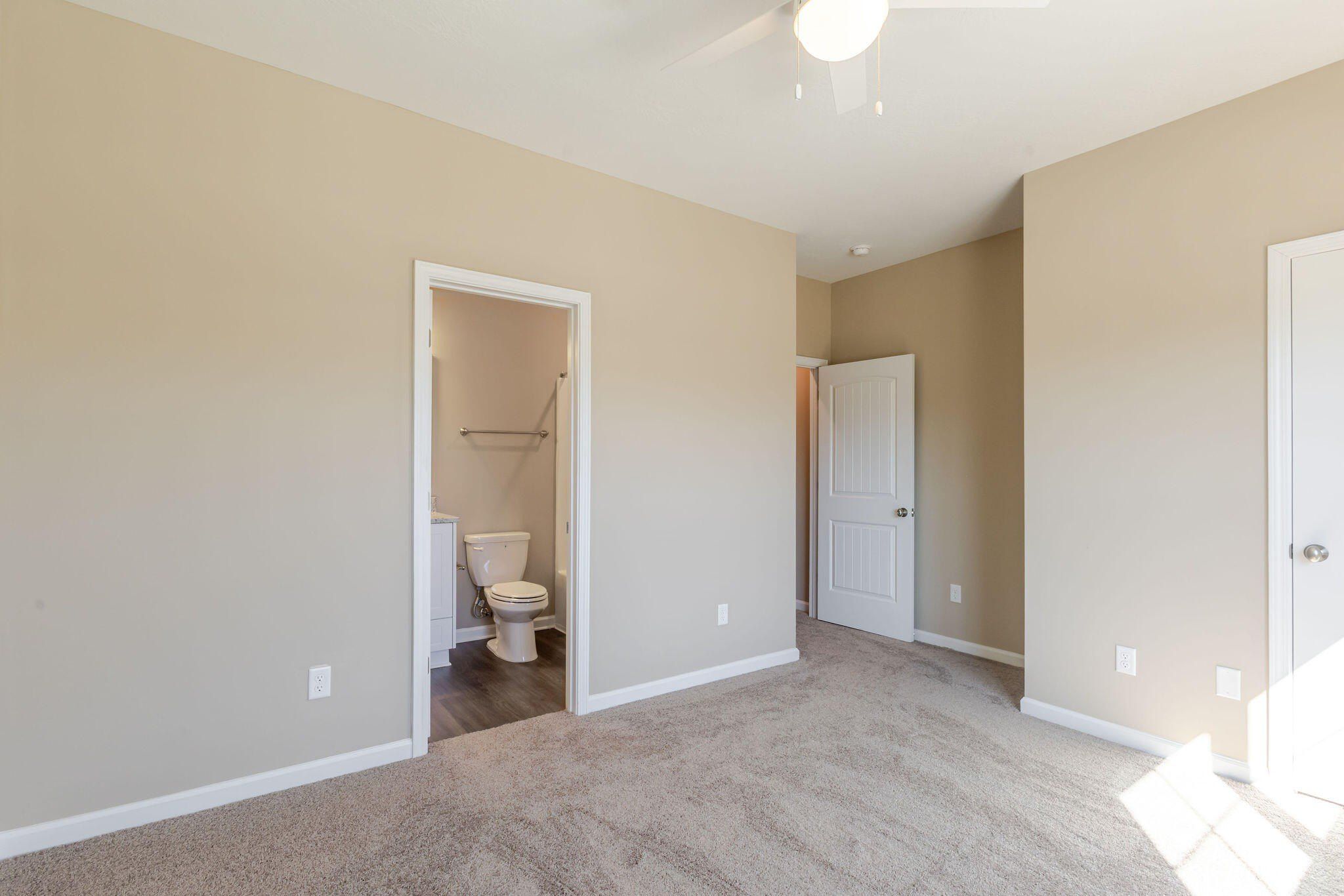 Bordeaux Drive. Thomson, GA 30824
