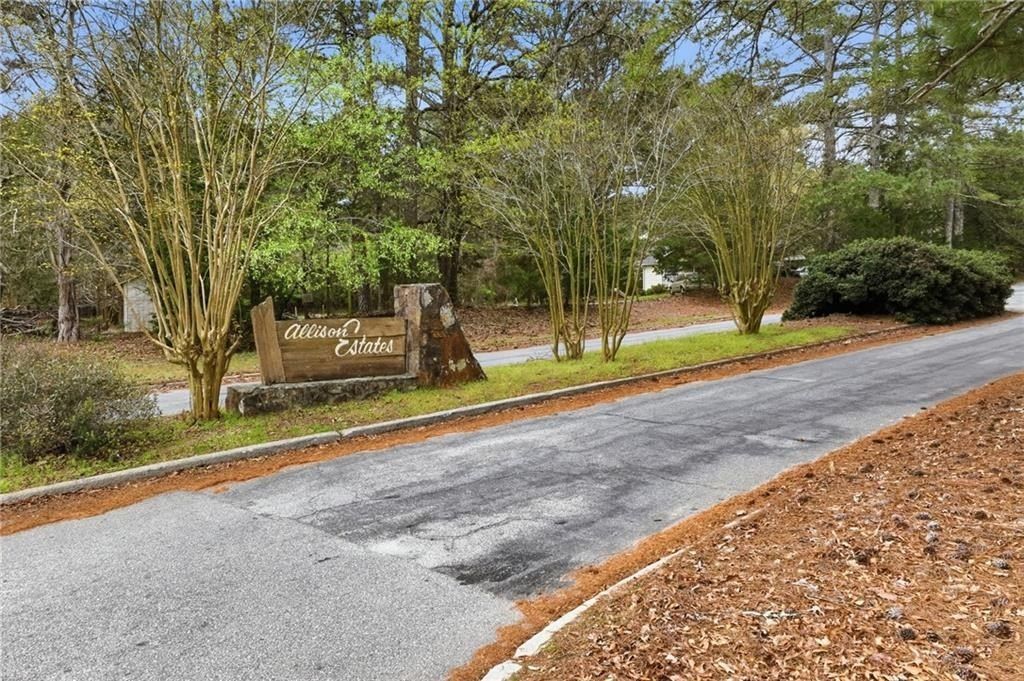 3405 Monica Lane Sw. Conyers, GA 30094