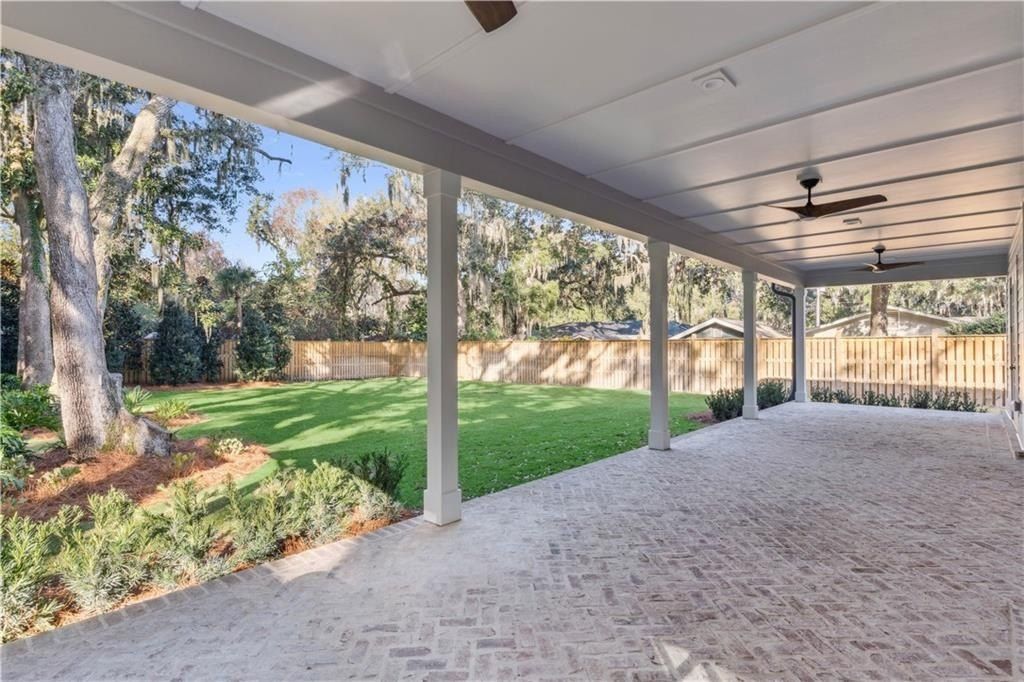 122 Red Bird Lane. Saint Simons Island, GA 31522