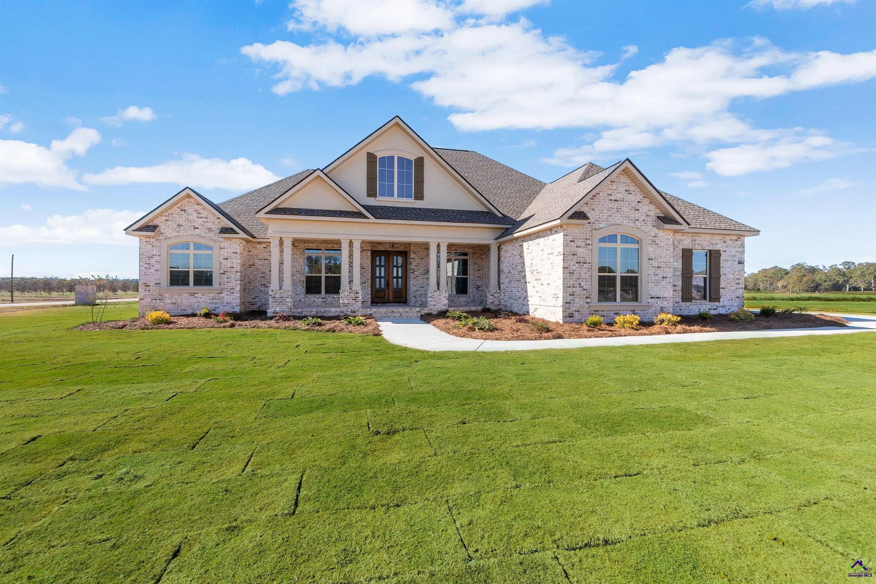 Saddle Creek Farms Drive. Perry, GA 31069