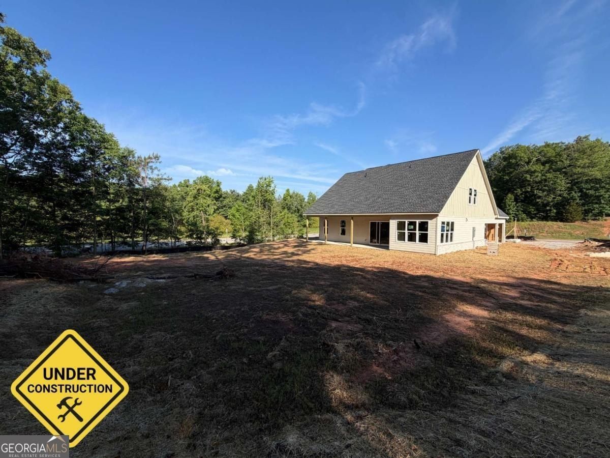 Fern Lane. Lula, GA 30554