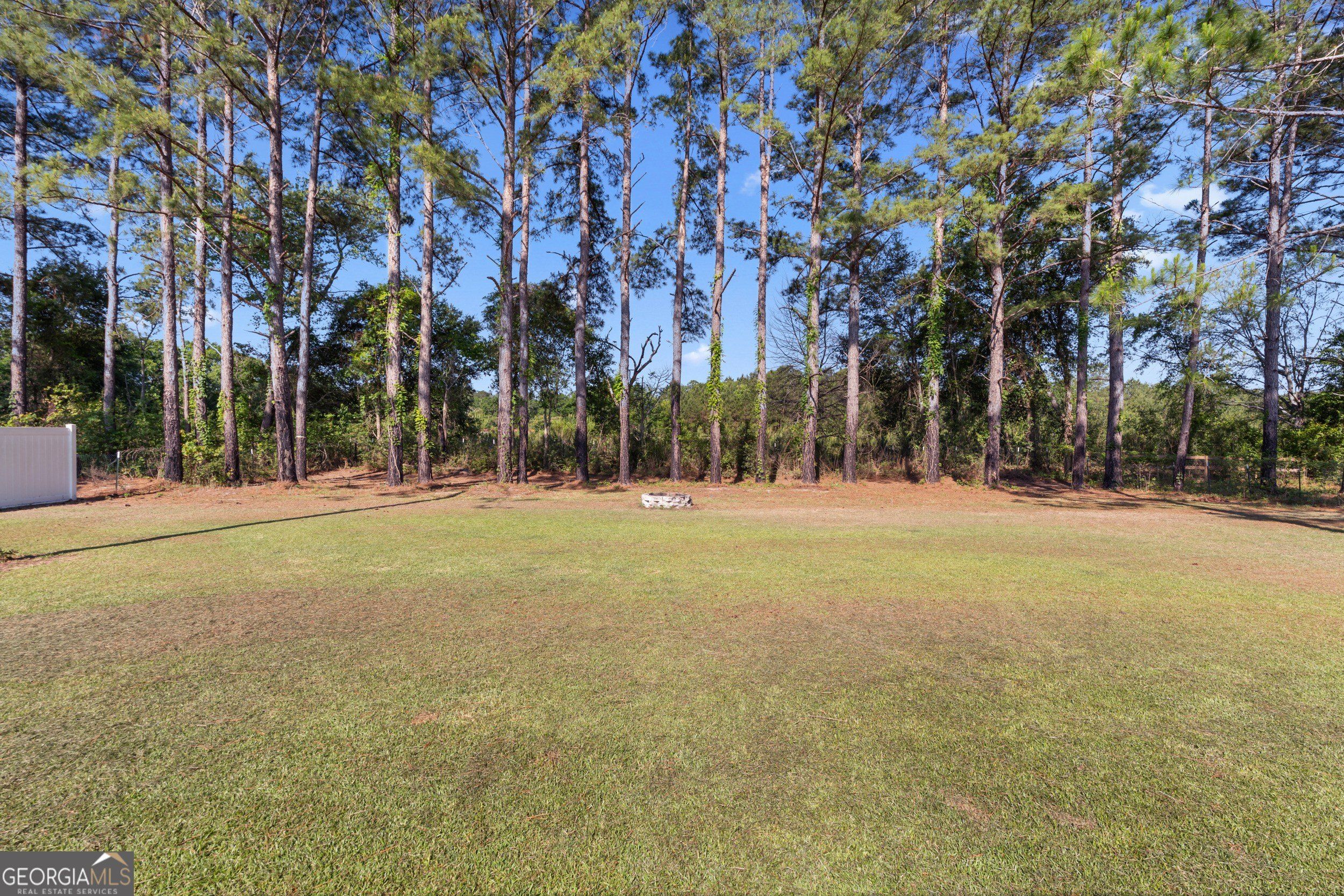 309 Tallulah Bend. Ellabell, GA 31308
