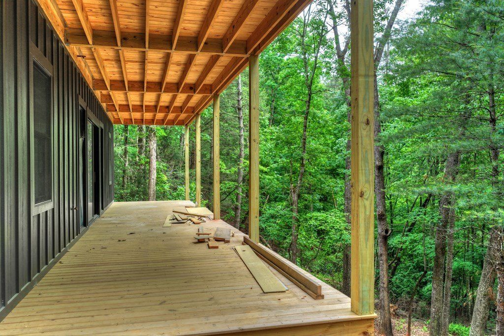 514 Shenendoa Dr. Ellijay, GA 30540