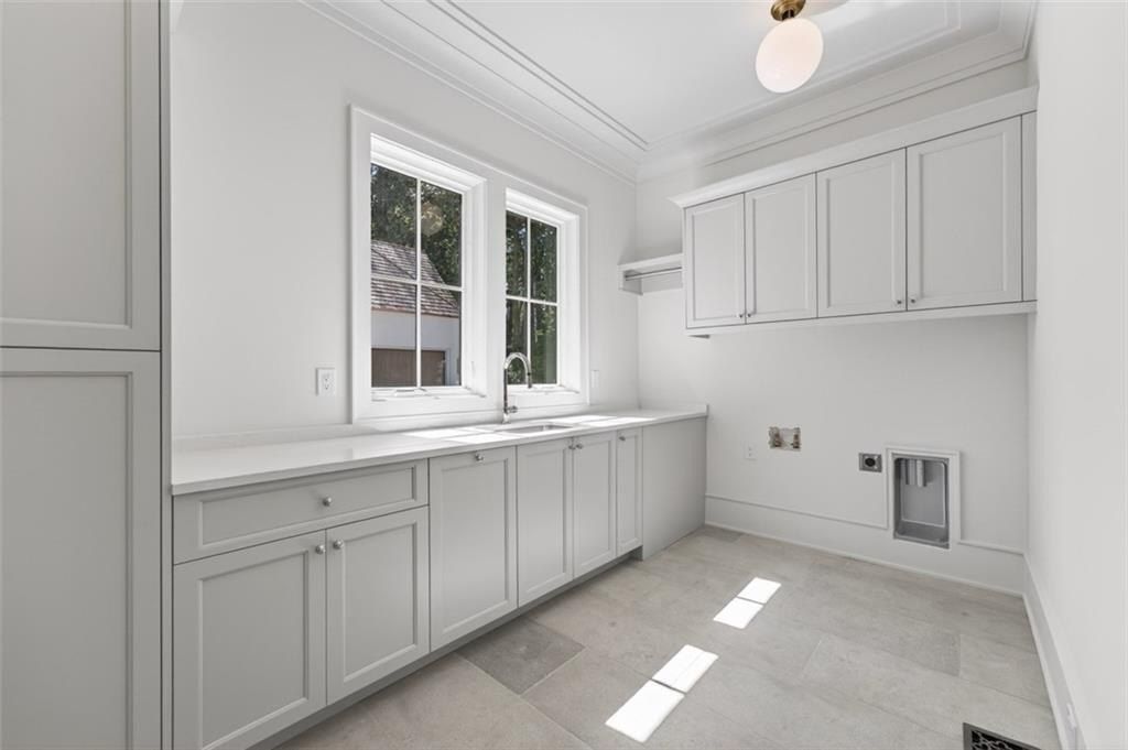 3563 Northside Drive Nw. Atlanta, GA 30305