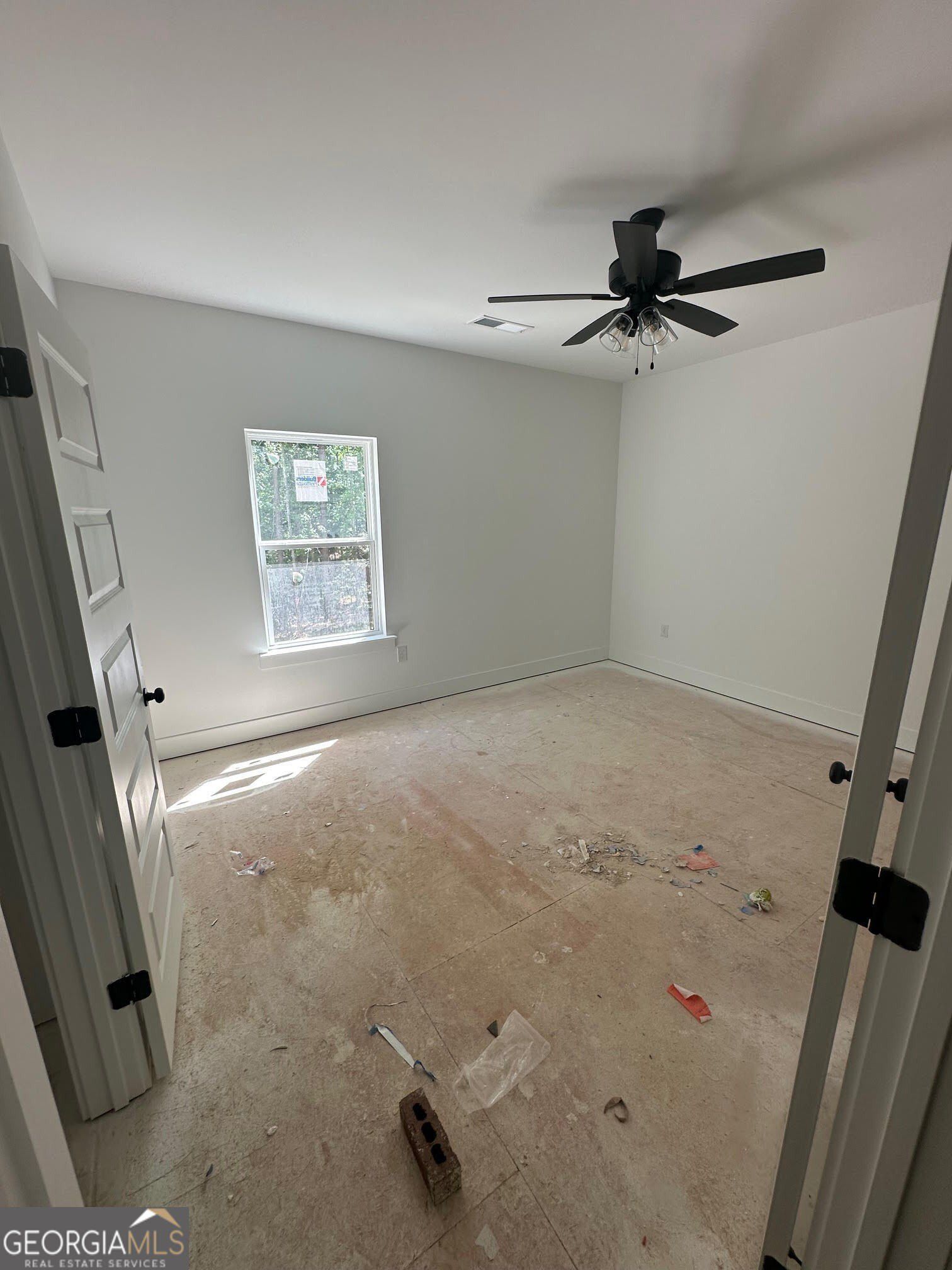 125 Maple Valley Drive. Jenkinsburg, GA 30234