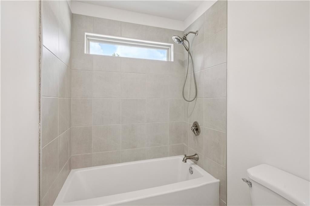 3135 Stonegate Drive Sw. Atlanta, GA 30331