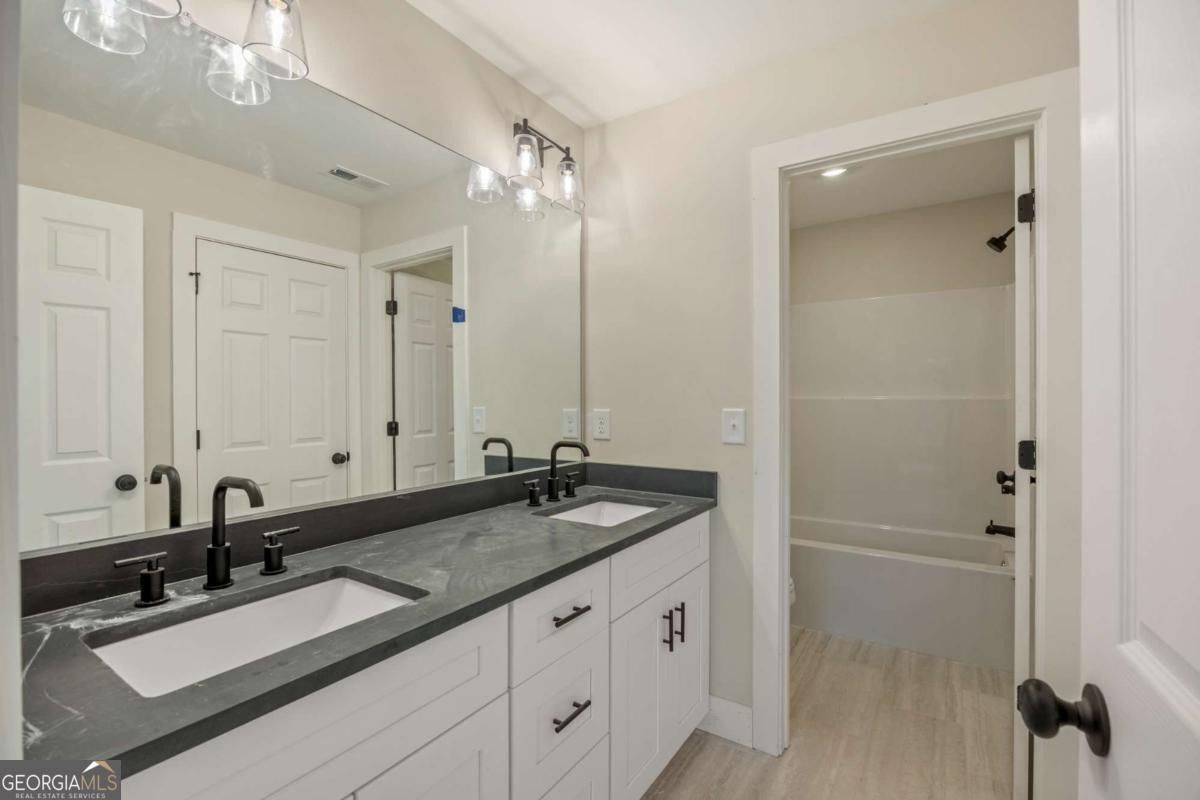 370 Ansley Drive. Athens, GA 30605
