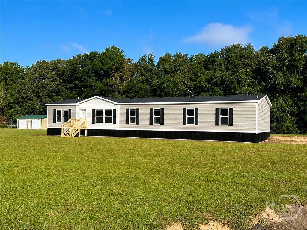 3085 John Wells Road. Hinesville, GA 31313