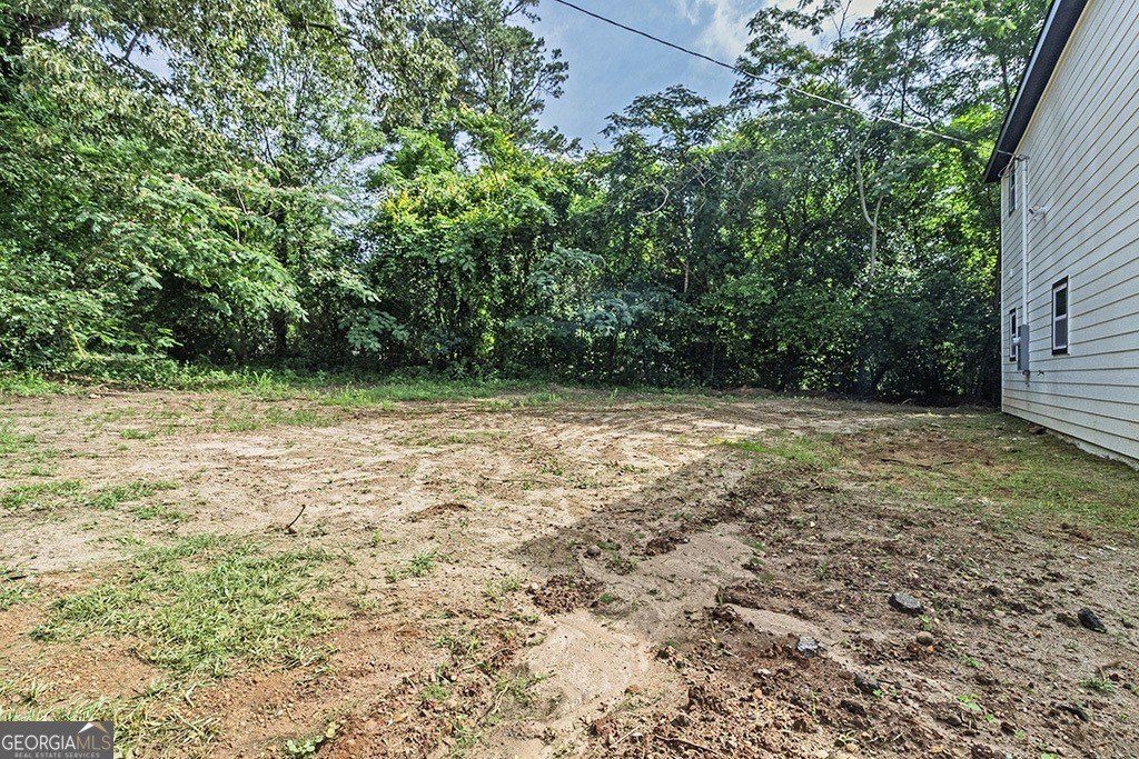 3279 Kings Park Circle. Macon, GA 31217