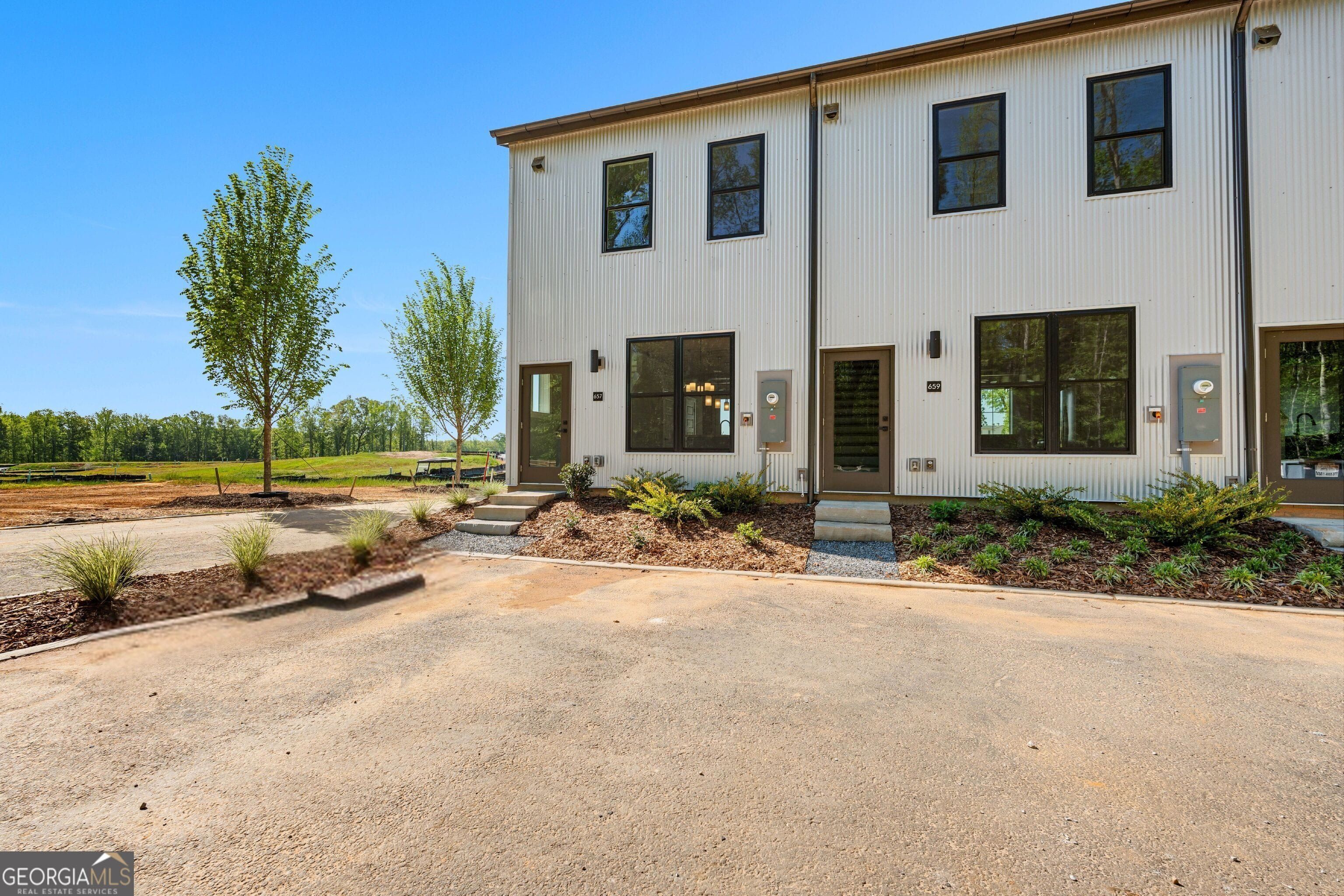 657 5Th Street. Fayetteville, GA 30214