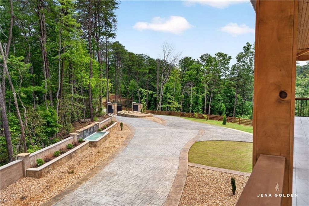 300 Mountain Ridge Drive. Dahlonega, GA 30533