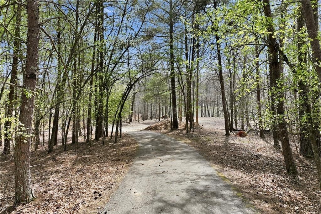 6267A Grant Harbor Drive 8. Gainesville, GA 30506