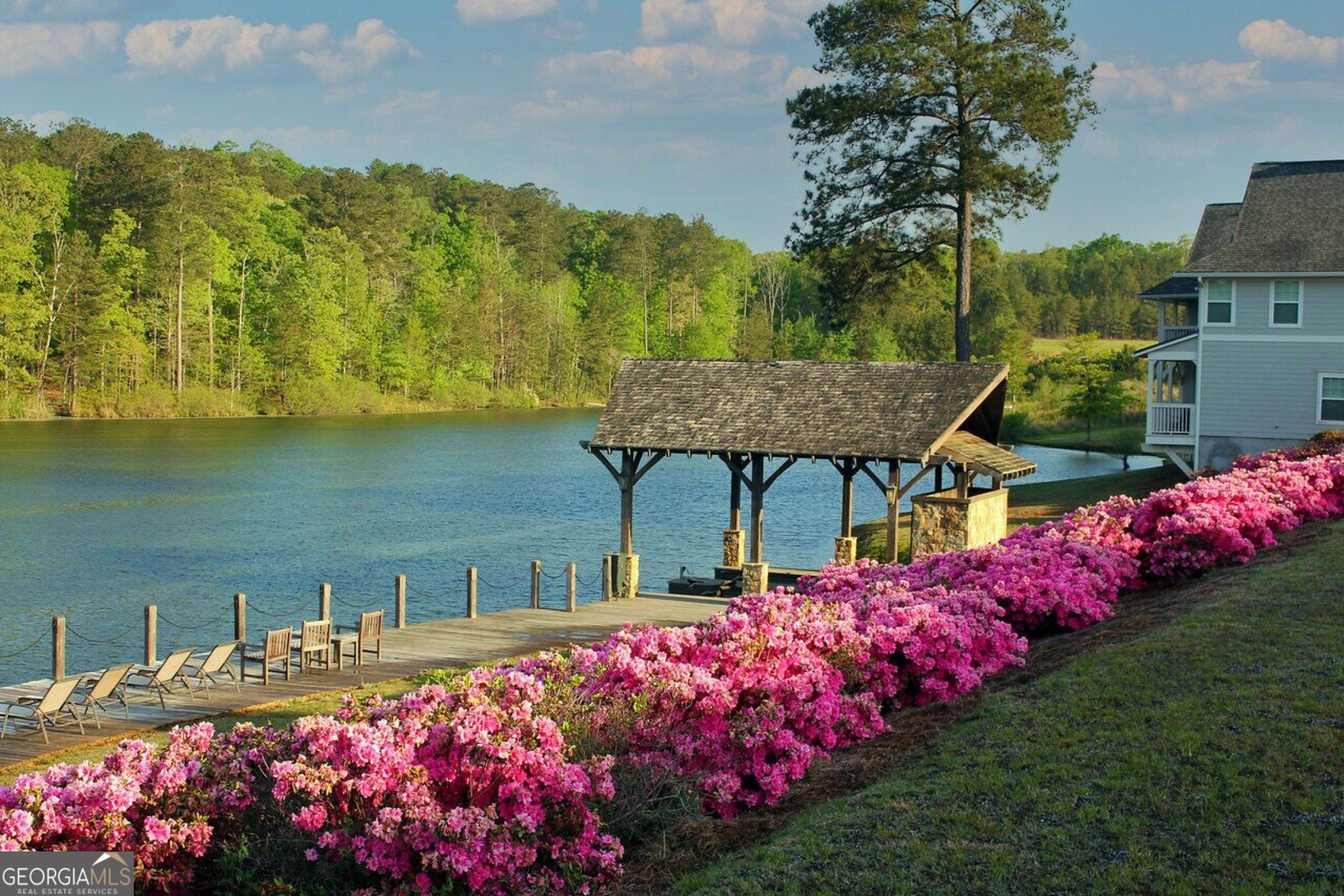 6000 Stallion Ridge. Douglasville, GA 30135
