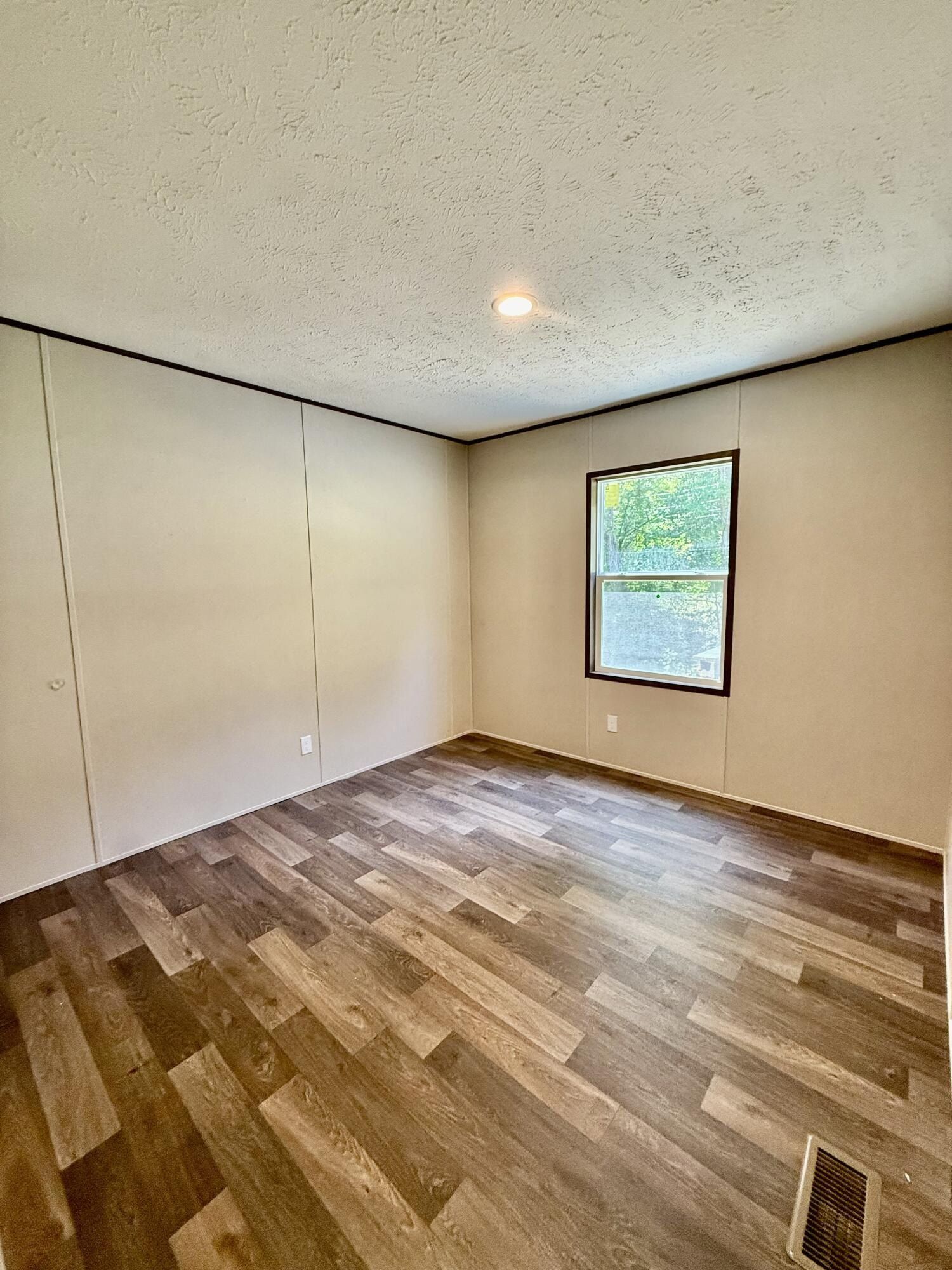 102 Morrison Lane. Ringgold, GA 30736