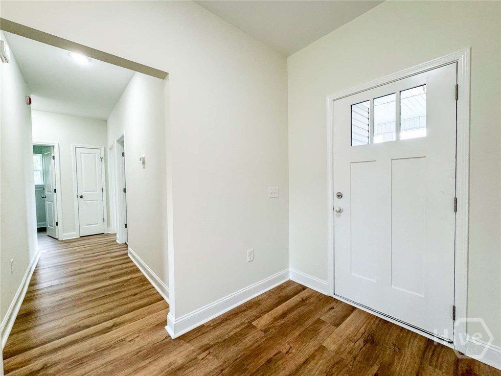 44 Providence Loop. Hinesville, GA 31313