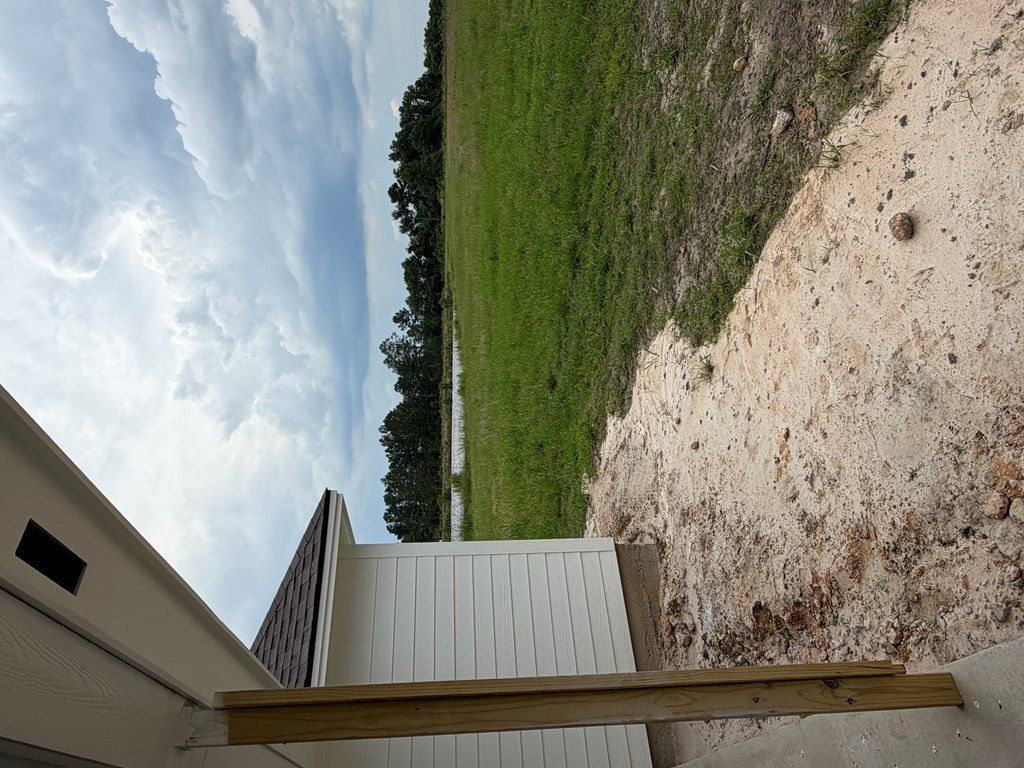 45 Lakeview Circle. Nashville, GA 31639