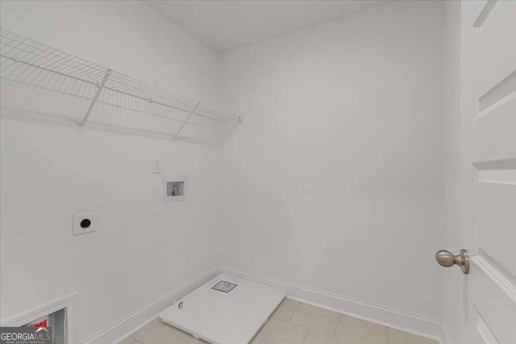7376 Rocklin Lane. Flowery Branch, GA 30542