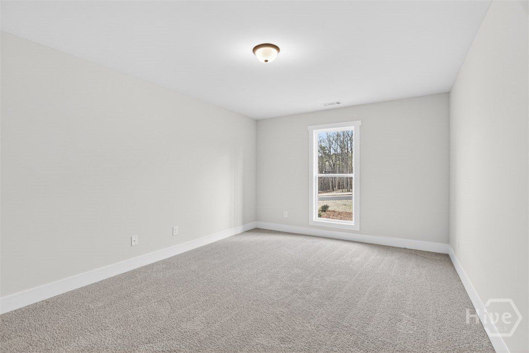 110 Chad Walk. Statham, GA 30666