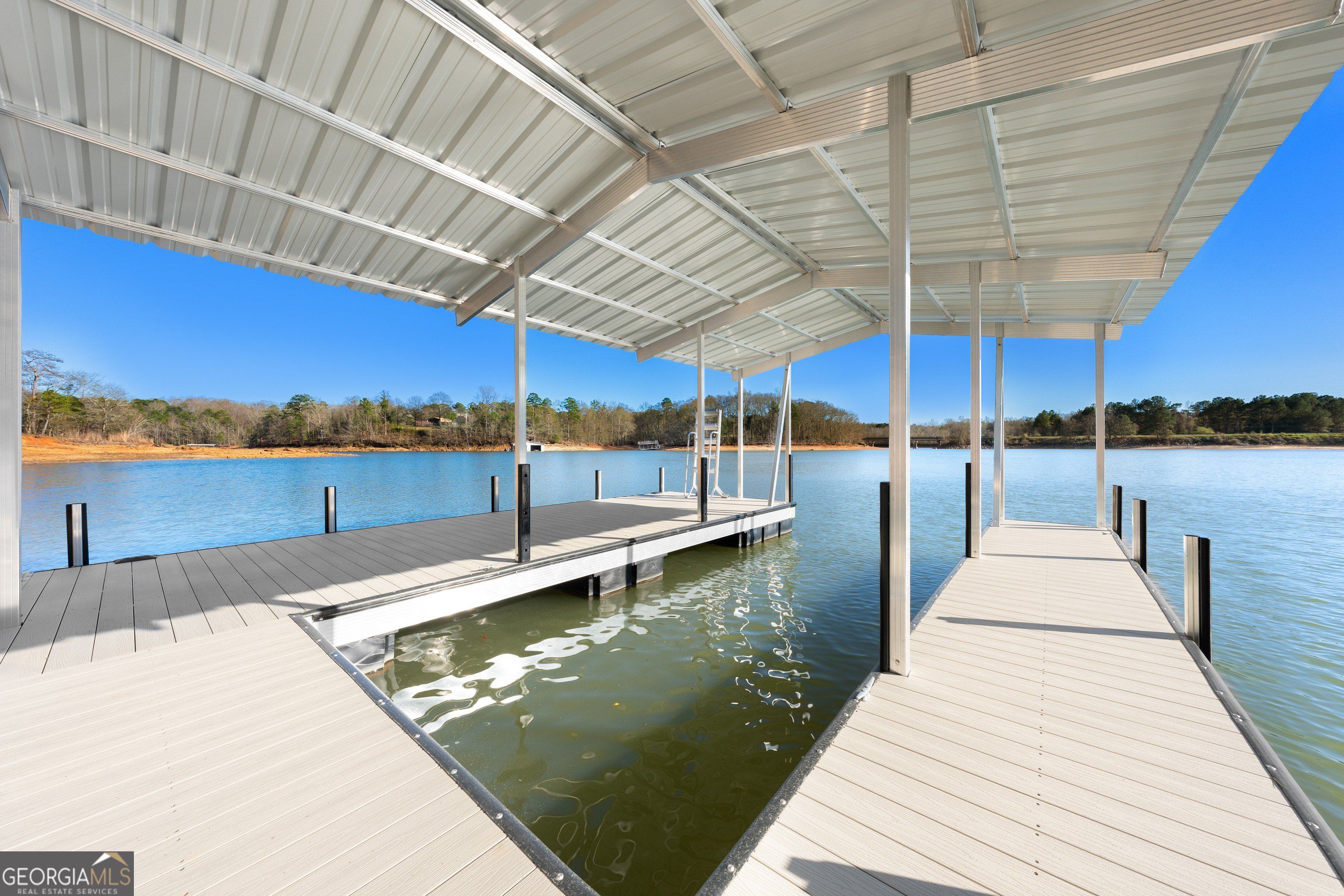 202 Cherry Rose Lane. Hartwell, GA 30643