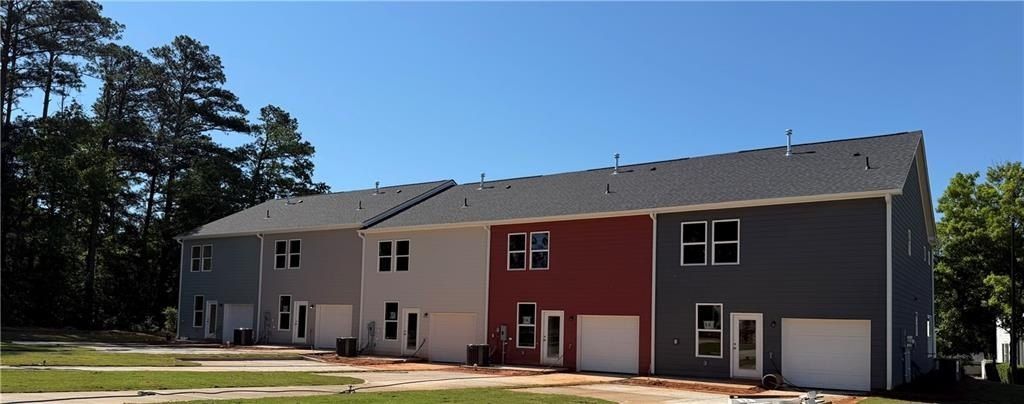 212 Westpark Drive. Athens, GA 30606