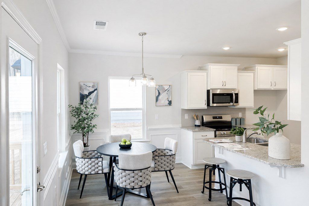 146 Chaucer Lane. Carrollton, GA 30117