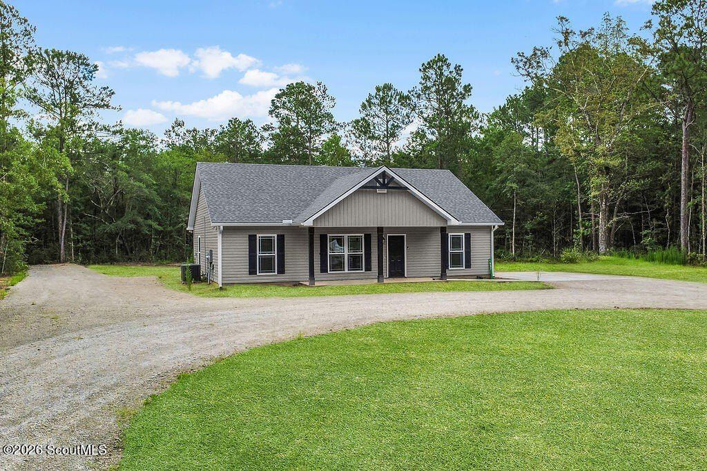 1557 Pine Lake Loop. Townsend, GA 31331